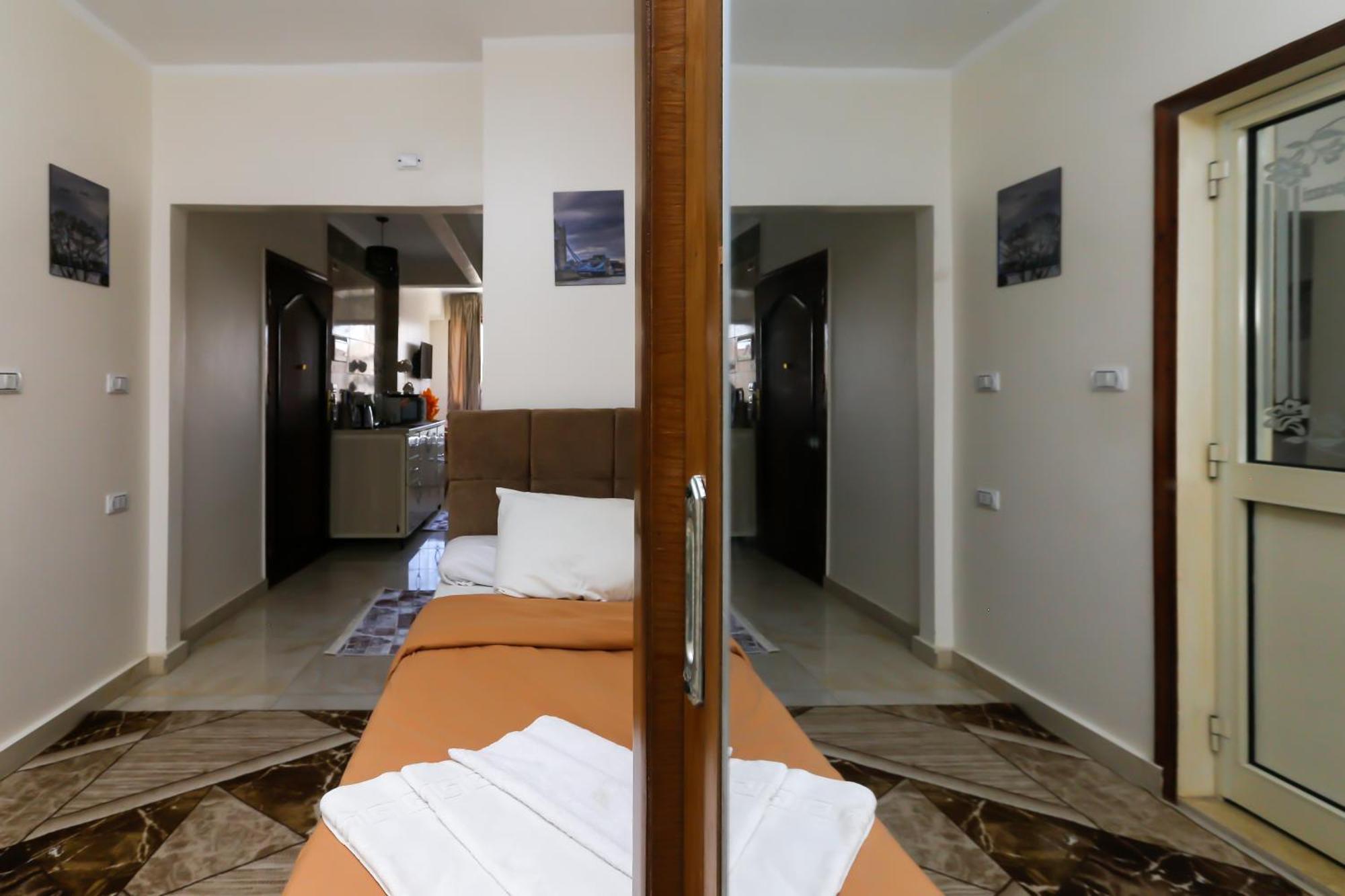 New Top Pyramids Hotel 开罗 外观 照片