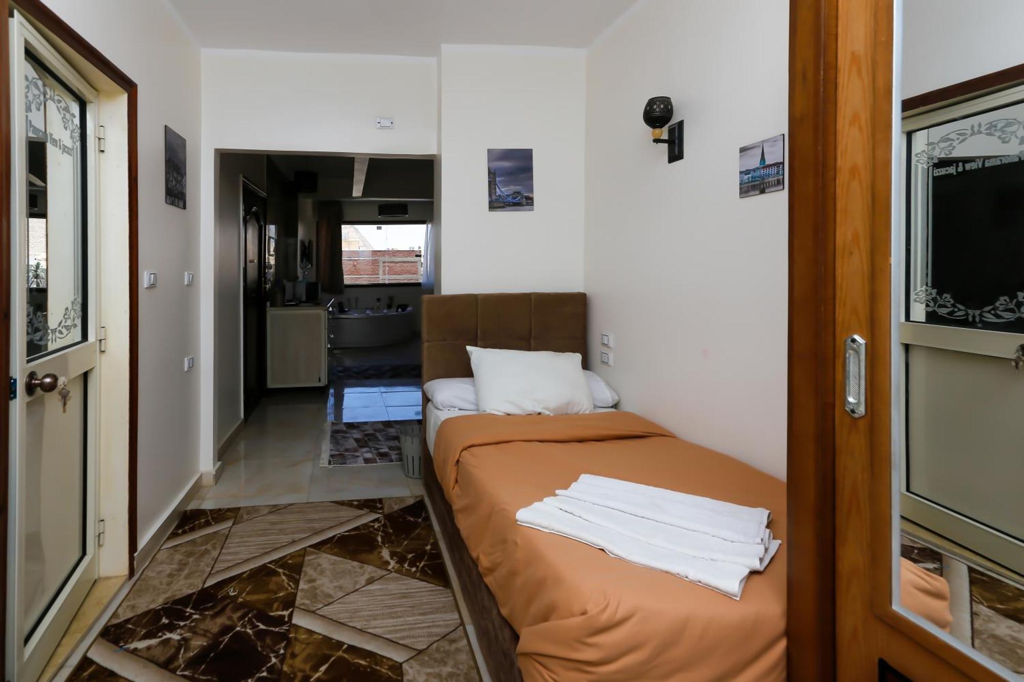 New Top Pyramids Hotel 开罗 外观 照片